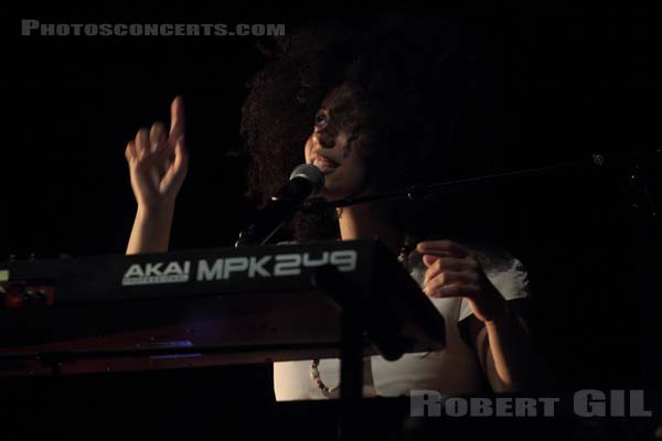 IBEYI - 2015-07-01 - PARIS - Philharmonie de Paris 2 - 